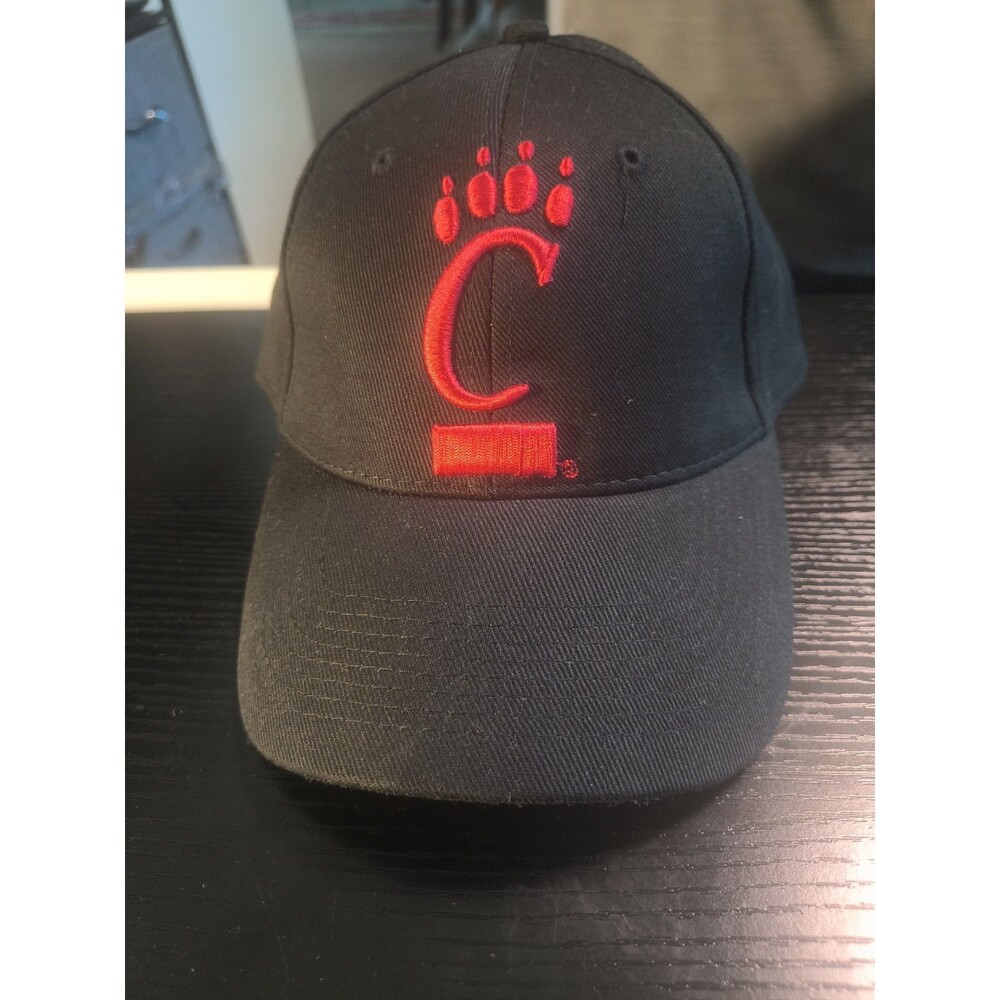 Top of the World Cincinnati Bearcats One-Fit Cap